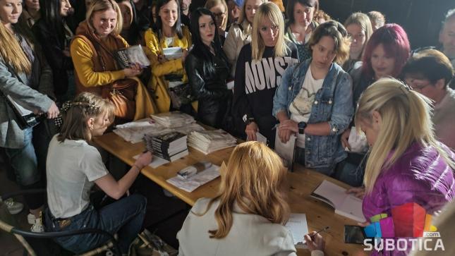 „Planeta dvorište“  Olivere Balašević otvorila kulturno leto na Paliću