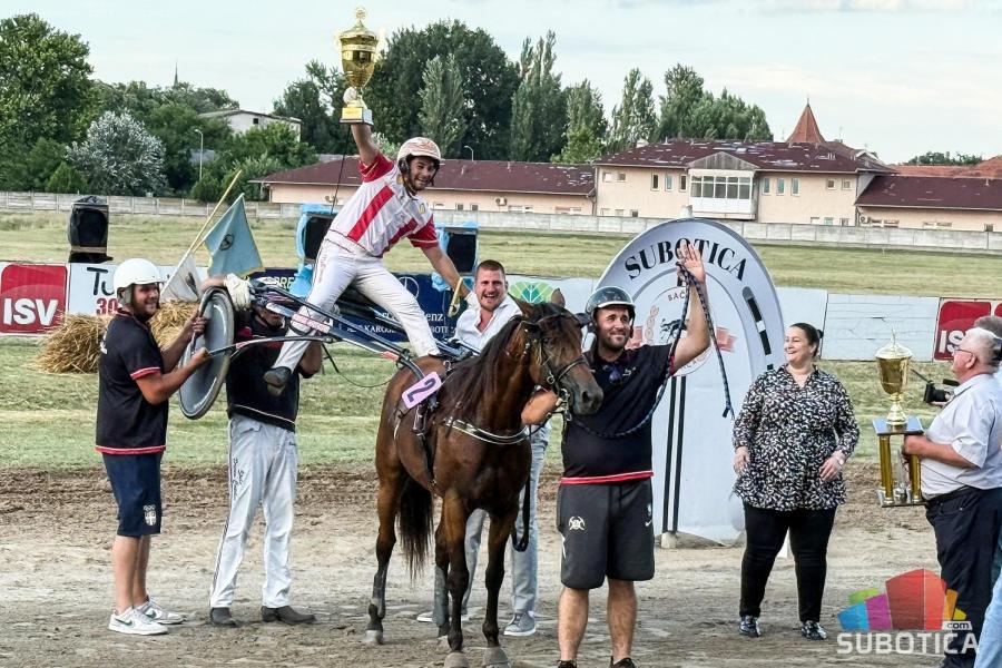 Nikola Jokić slavio kao nikada: Suze, šampanjac i pobeda na "Dužijanci"