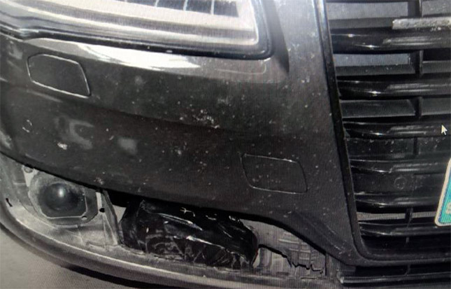 U automobilu policija pronašla dva "kalašnjikova", uhapšen vozač