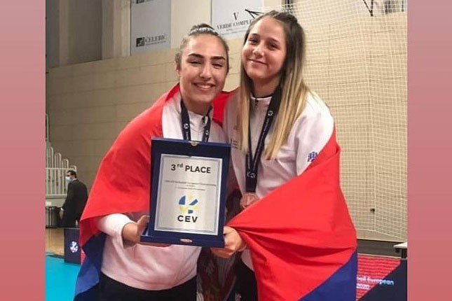 Odbojka: Kadetkinje iz Subotice osvojile bronzu sa Srbijom na Evropskom prvenstvu
