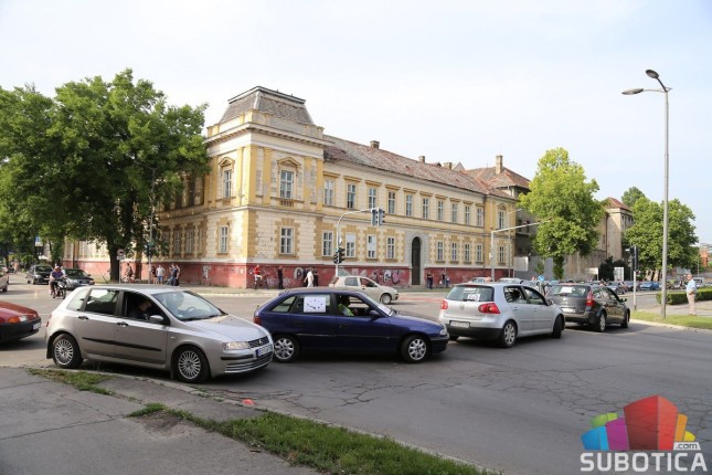 Nastavlja se protest nezadovoljnih vozača zbog cene goriva