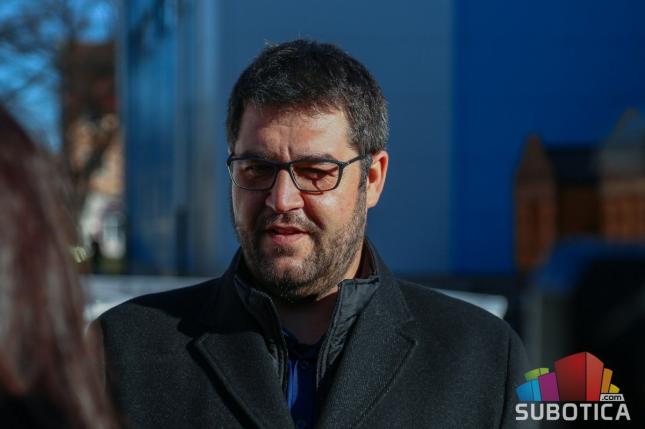 Koja je procedura za dobijanje asfalta u ulici?