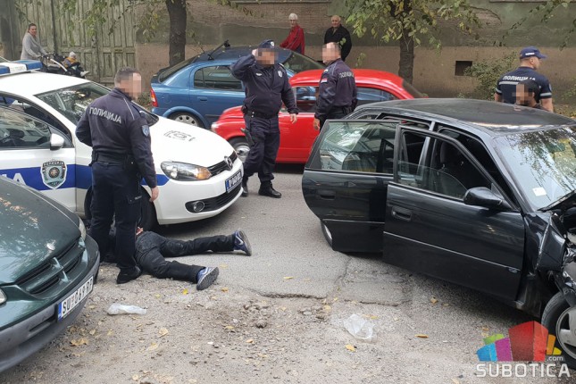 Filmska policijska potera - begunci privedeni, a više vozila oštećeno