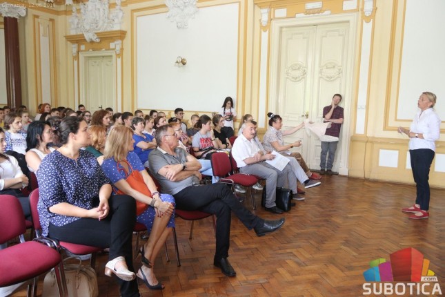 Deset godina školskog lista "Gymnasium"