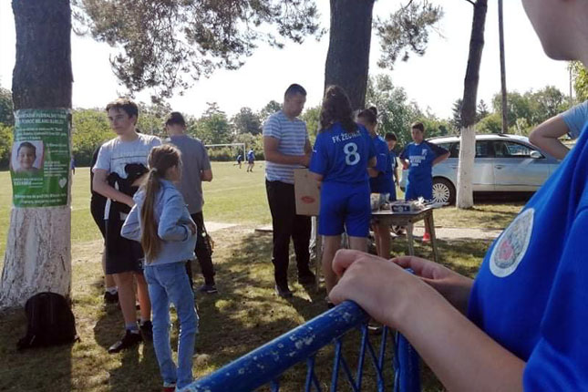 Kroz humanitarnu akciju meštani Žednika prikupljali novac za lečenje 12-godišnjeg Milana Bjelića