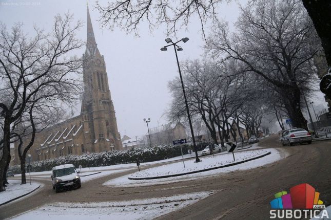 Sneg od jutra u Subotici, Zimska služba aktivna na svim pravcima