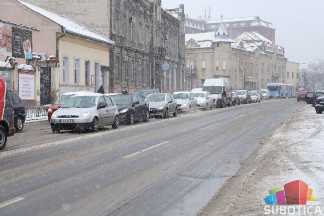 Sneg od jutra u Subotici, Zimska služba aktivna na svim pravcima