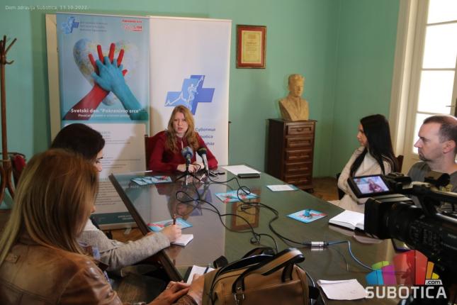 Akcija "Pokrenimo srce" u subotu na Trgu - svedoci ključni u spasavanju života prilikom srčanog zastoja