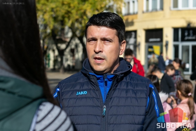 Kako pokrenuti srce? Medicinari edukovali građane na Trgu