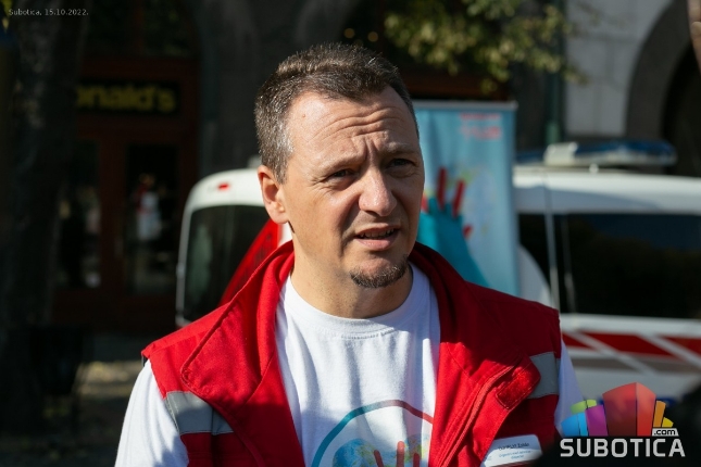 Kako pokrenuti srce? Medicinari edukovali građane na Trgu