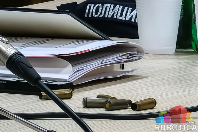 Građani Hajdukova: Migrantska kriza ili terorizam? Policija: Svakodnevno delujemo i planiramo kako da zaštitimo građane!