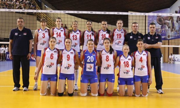 Pobeda odbojkašica Srbije uz rekordnu posetu u Hali sportova