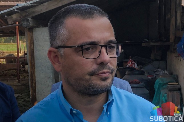 Ministar Nedimović u poseti subotičkim poljoprivrednicima