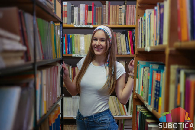 Oni dolaze: Anđela Polovina, đak generacije Ekonomske škole "Bosa Milićević"