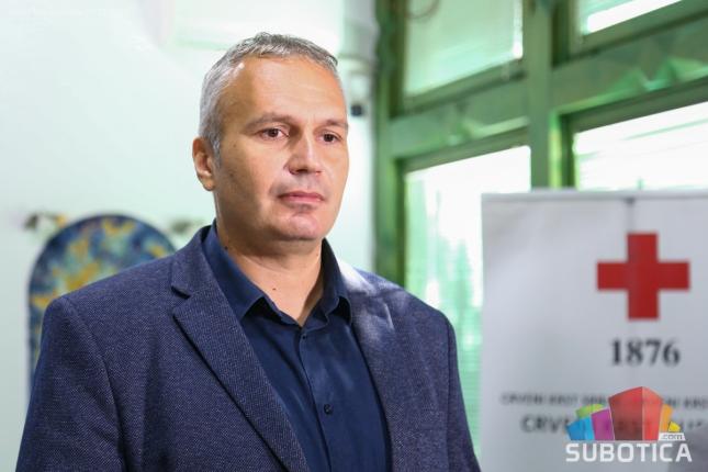 Počela podela paketa hrane i higijene najugroženijim sugrađanima