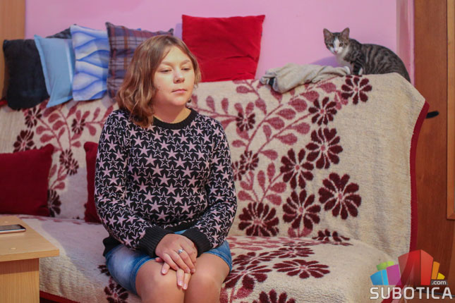 Slepa Danijela Pejić preselila se sa majkom u novu kuću