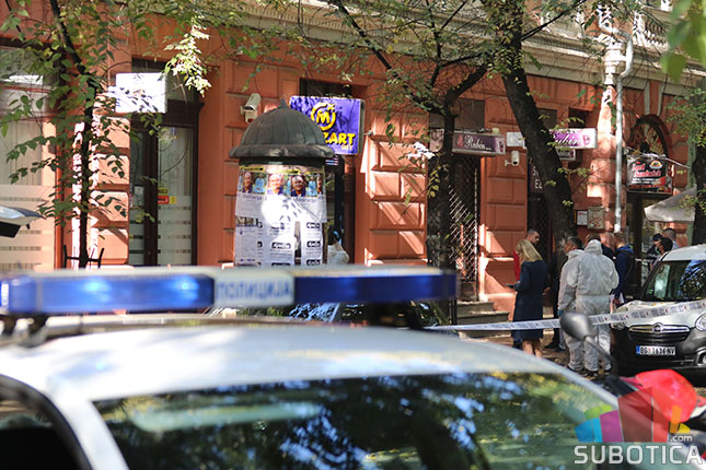 Oružana pljačka banke "Poštanska štedionica", u toku potraga za dvojicom osumnjičenih