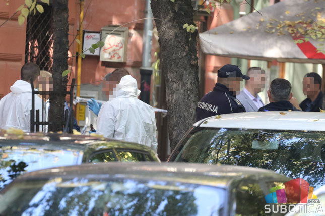 Oružana pljačka banke "Poštanska štedionica", u toku potraga za dvojicom osumnjičenih