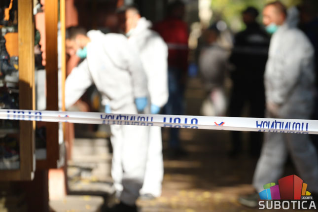 Oružana pljačka banke "Poštanska štedionica", u toku potraga za dvojicom osumnjičenih