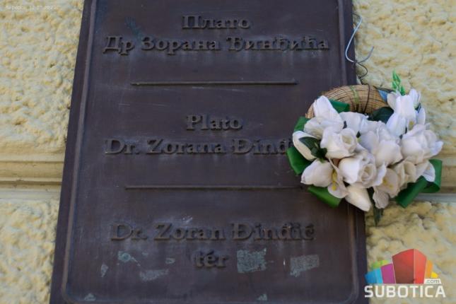 Skromnim skupom obeleženo dve decenije od ubistva premijera Zorana Đinđića