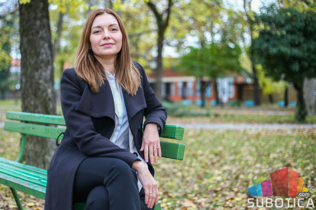 SUgrađani: Sanja Bajić - "Dan bez knjige? Ne!"