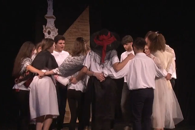 Predstava Srpske gimnazije iz Budimpešte pred subotičkom publikom