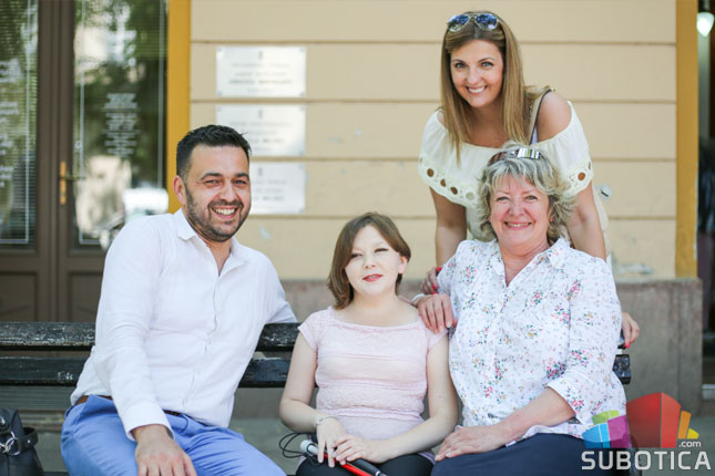 Ostvaren Danijelin san – slepa devojka dobila kuću u gradu!