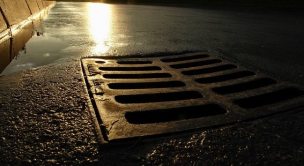 Trend krađe šaht poklopaca i bakarnih proizvoda se nastavlja