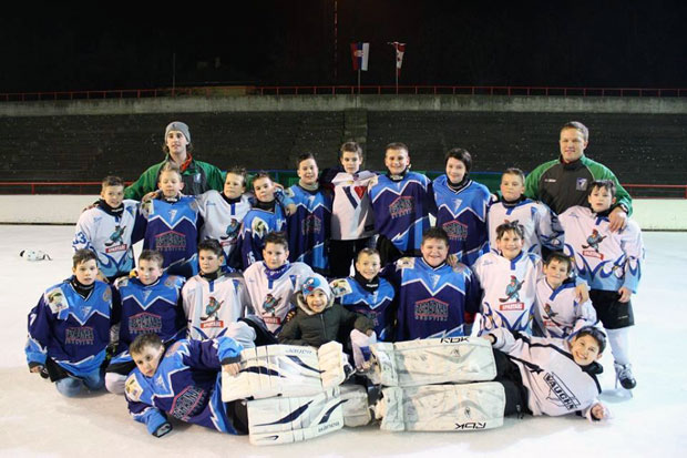 Ledena ploča skinuta, ali hokejaši nastavljaju sa takmičenjima