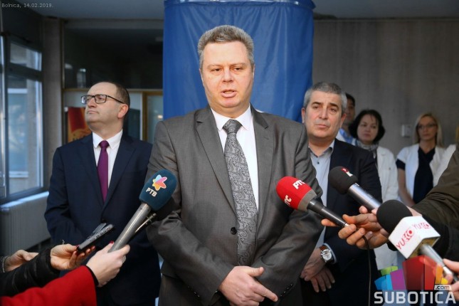 Bolnica dobila novi CT aparat