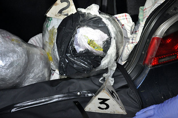 Uhapšene dve osobe iz okoline Subotice i zaplenjeno 4,6 kg marihuane