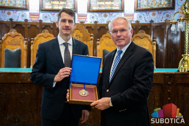 Ambasador SAD boravio u dvodnevnoj poseti našem gradu
