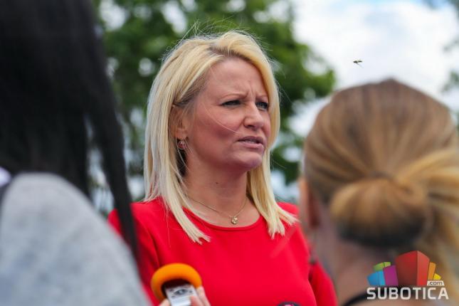 Otvorena kupališna sezona na bazenima u Dudovoj šumi