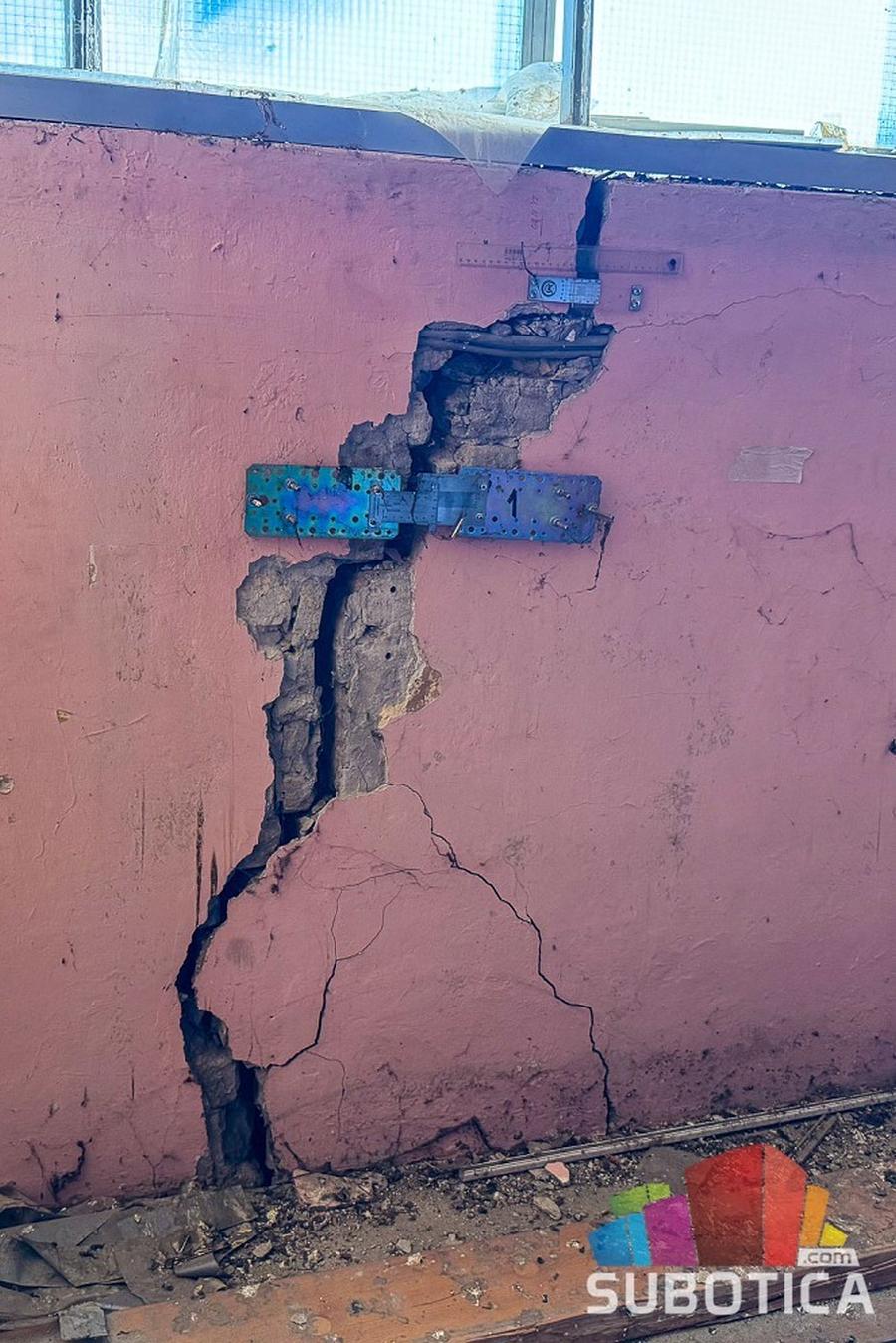 Ranjena katedrala i tiha nada da će jednog dana ponovo zasijati