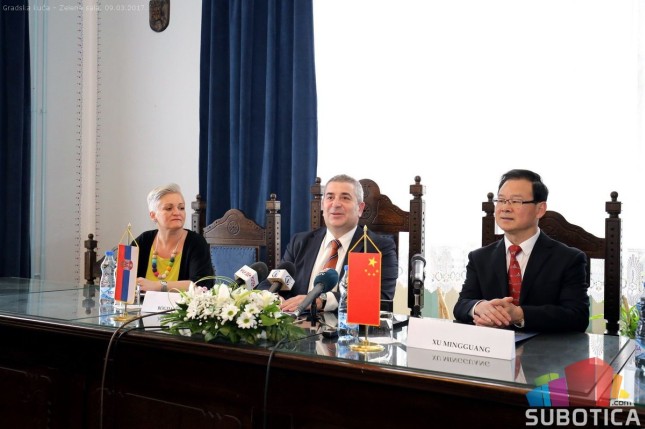Potpisan Sporazum o saradnji Subotice i kineskog grada Šaosinga
