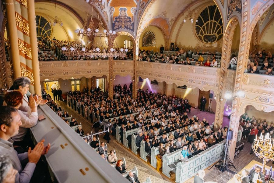 Štrausovi valceri u veličanstvenom ambijentu Subotičke sinagoge