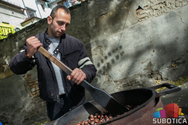 Miris pečenog kestenja - očaravajući simbol jeseni