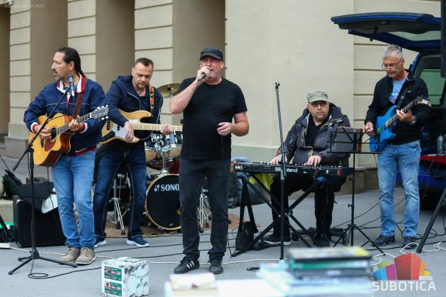 Subotičani velikog srca - na humanitarnom bazaru prikupljeno više od 235 hiljada dinara