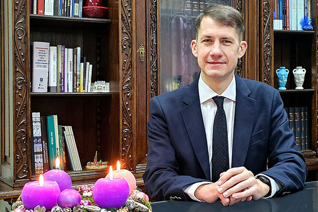 Božićne čestitke sugrađanima koji slave po gregorijanskom kalendaru