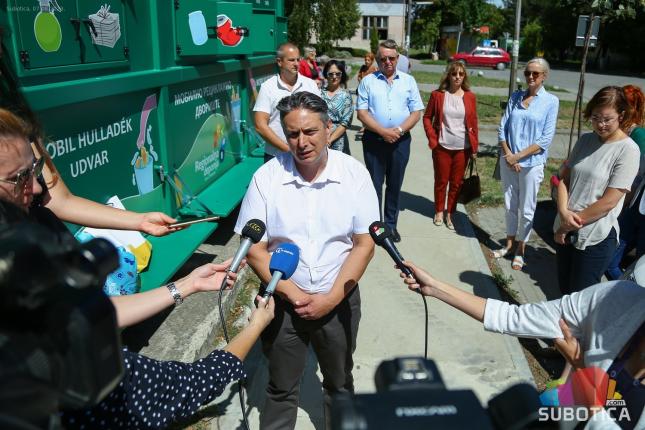 U Čantaviru predstavljeno mobilno reciklažno dvorište
