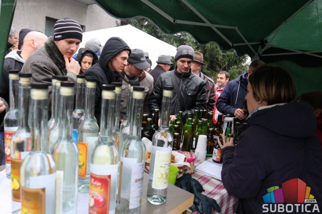 Jubilarni 10. Festival mlade rakije 11. novembra u Ljutovu