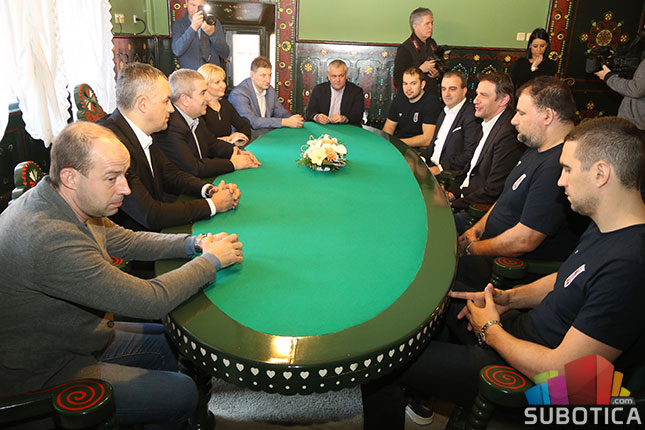 Vaterpolo: Srbija i Rumunija večeras na bazenu "Prozivka"