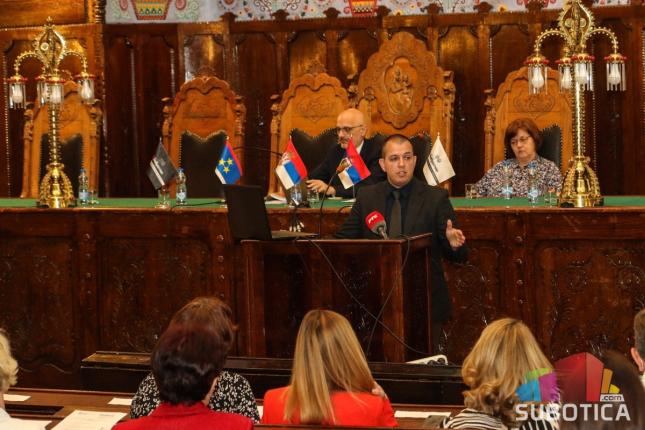 Održan okrugli sto "Poverenje u institucije"