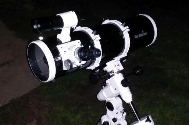 Posmatrajte Mesec, Jupiter i Saturn iz centra grada