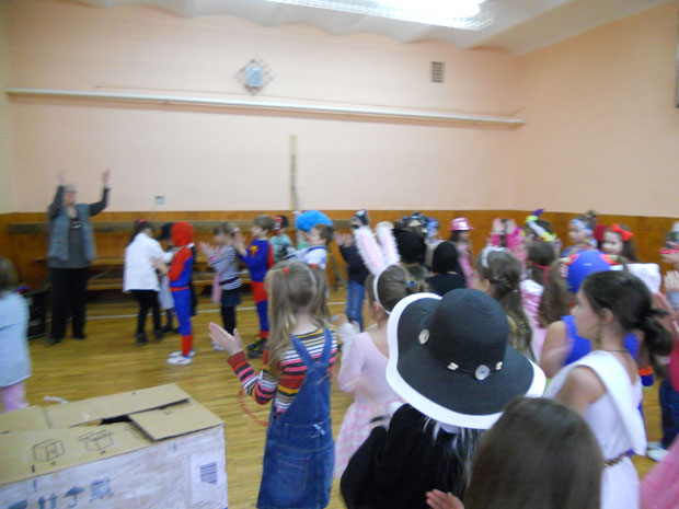 Humanitarna žurka OŠ "J. J. Zmaj" za decu OSŠ "Žarko Zrenjanin"