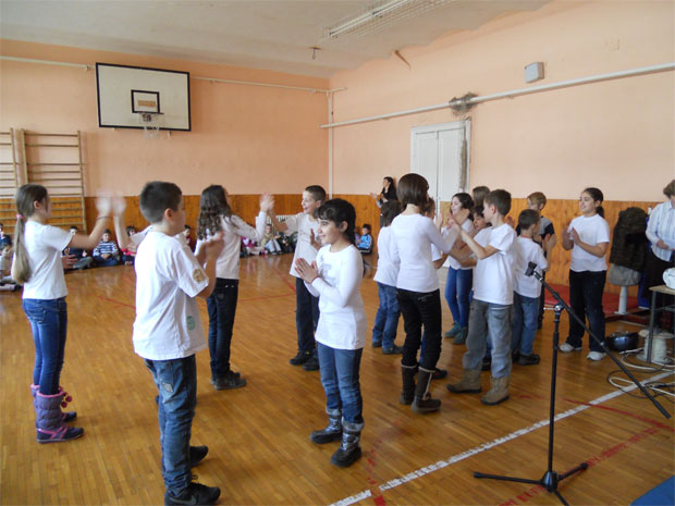 Humanitarna žurka OŠ "J. J. Zmaj" za decu OSŠ "Žarko Zrenjanin"