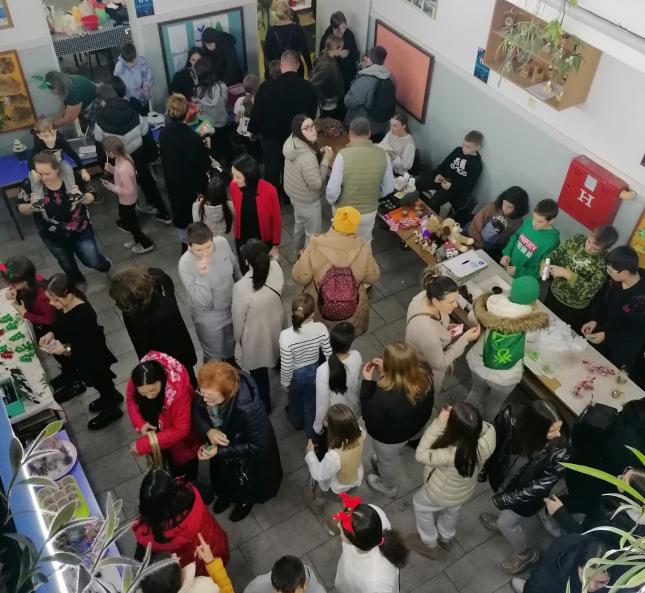 Novogodišnji vašar "Kizurko" po četvrti put promovisao humanost i dobročinstvo