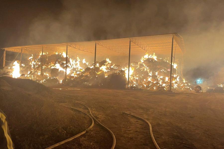 U ravnici nema predaha – vatrogasci danonoćno u akciji