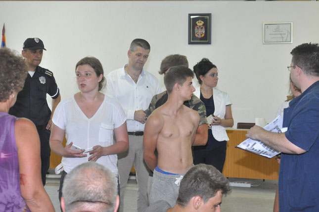 Poljski autobus sa decom sleteo sa puta kod Malog Iđoša, jedna osoba poginula