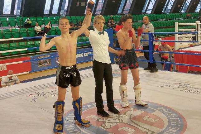 Kik boks: Četiri medalje takmičara "Top fighter-a" na Prvenstvu Srbije u Lazarevcu